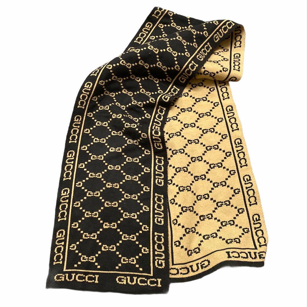 Gucci scarf